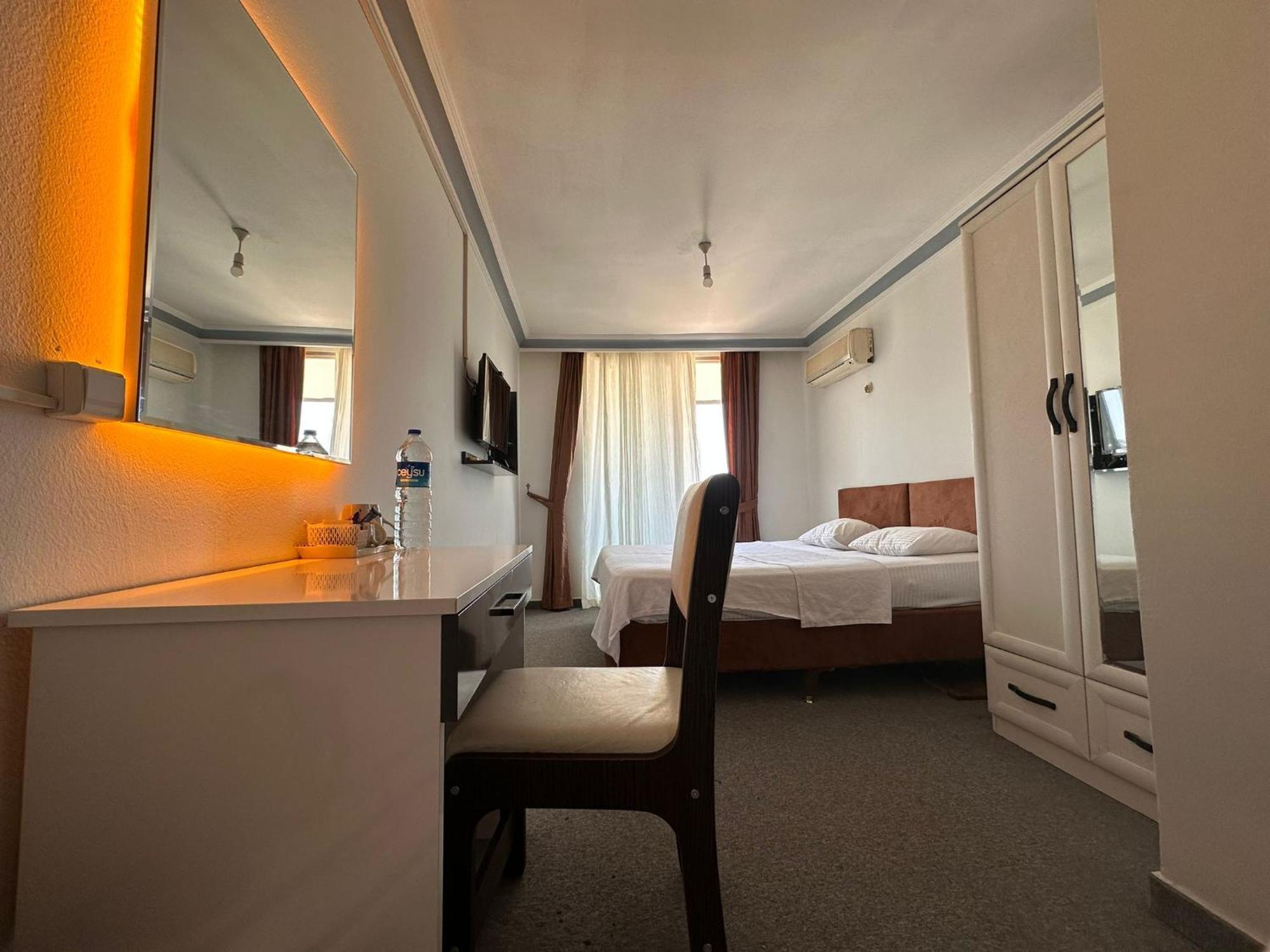 Ezel Group Hotel Antalia Esterno foto