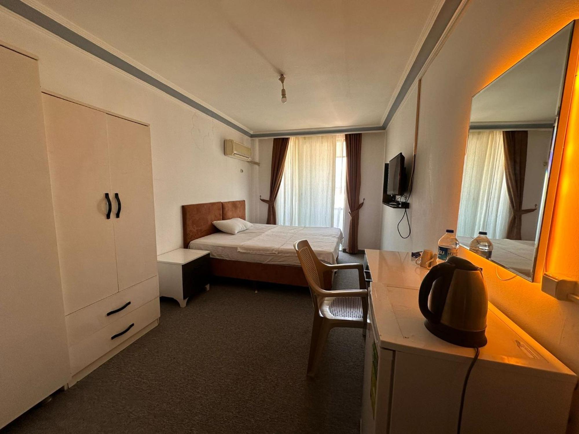 Ezel Group Hotel Antalia Esterno foto